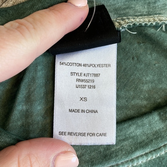 Modern Lux star tee - Picture 5 of 6